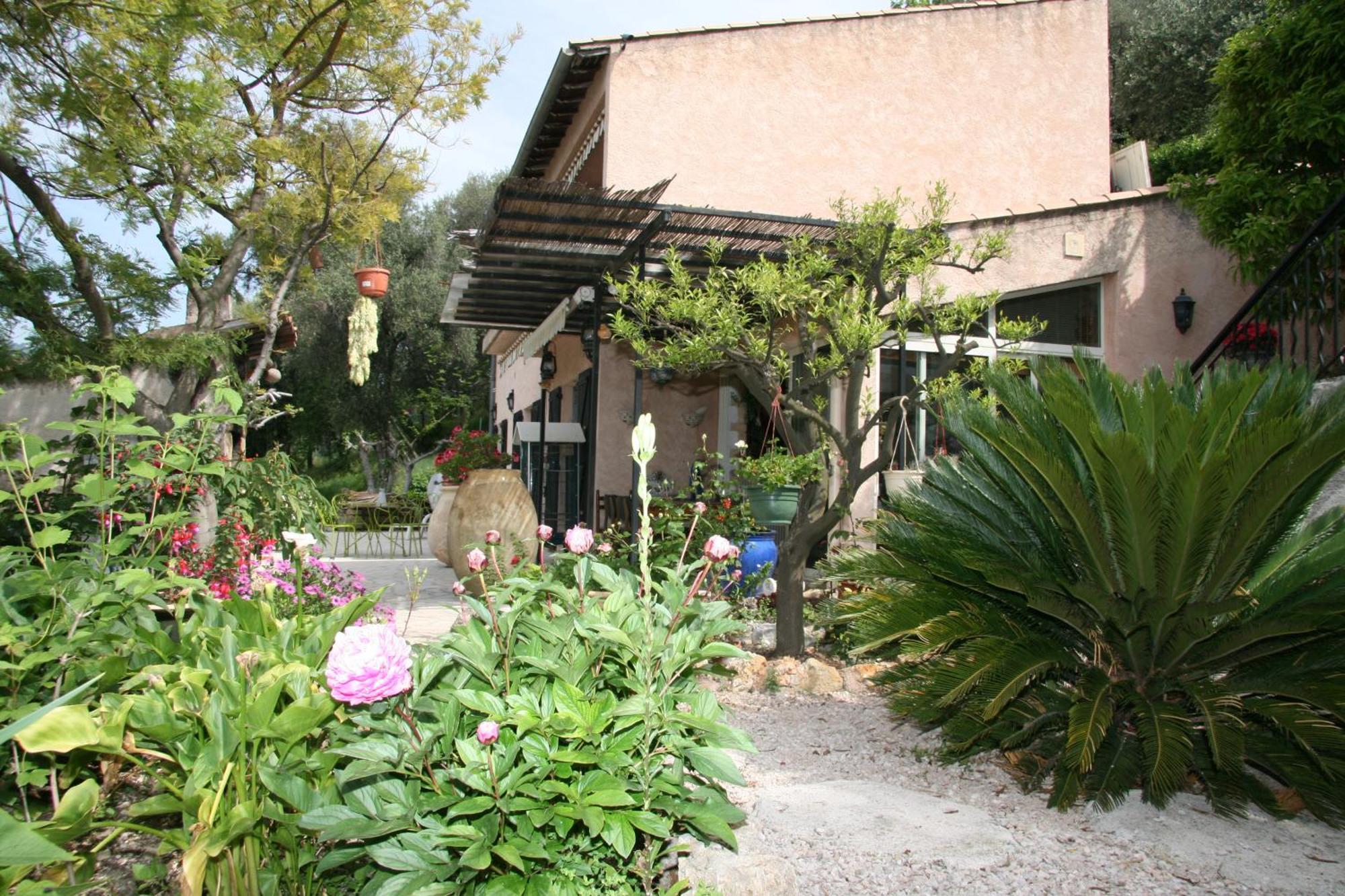 L'Aleandra Hotel Castellar Ngoại thất bức ảnh